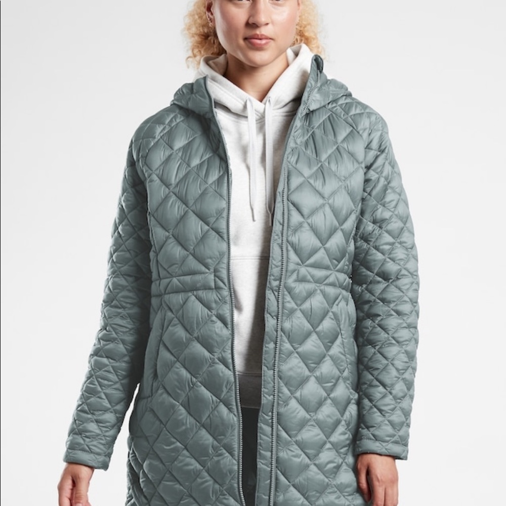 EUC Athleta Whisper Featherless Parka, M, Metropolis Gray